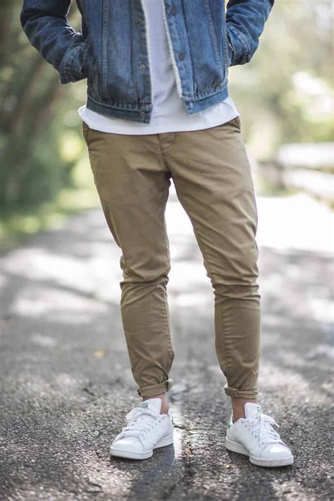 khakis black shirt|what color matches khaki pants.